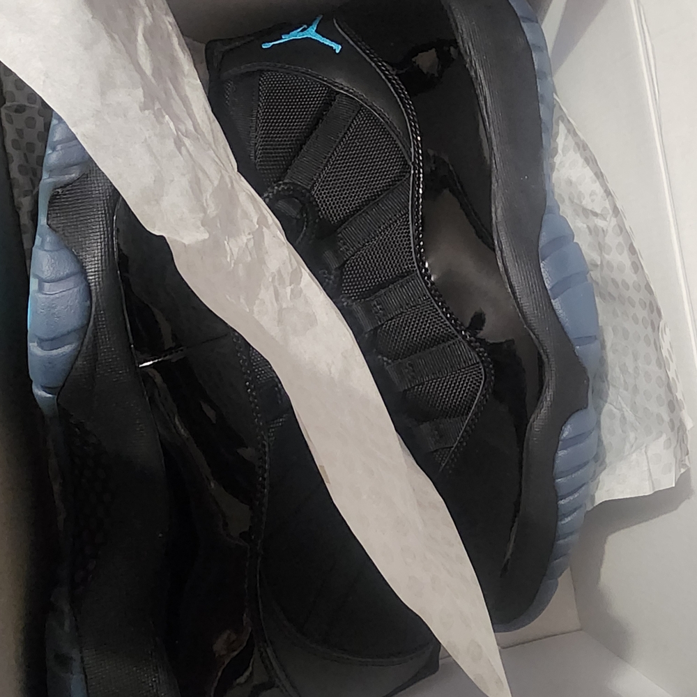AUTHENTIC Jordan Gamma Blue High-Top Sneakers